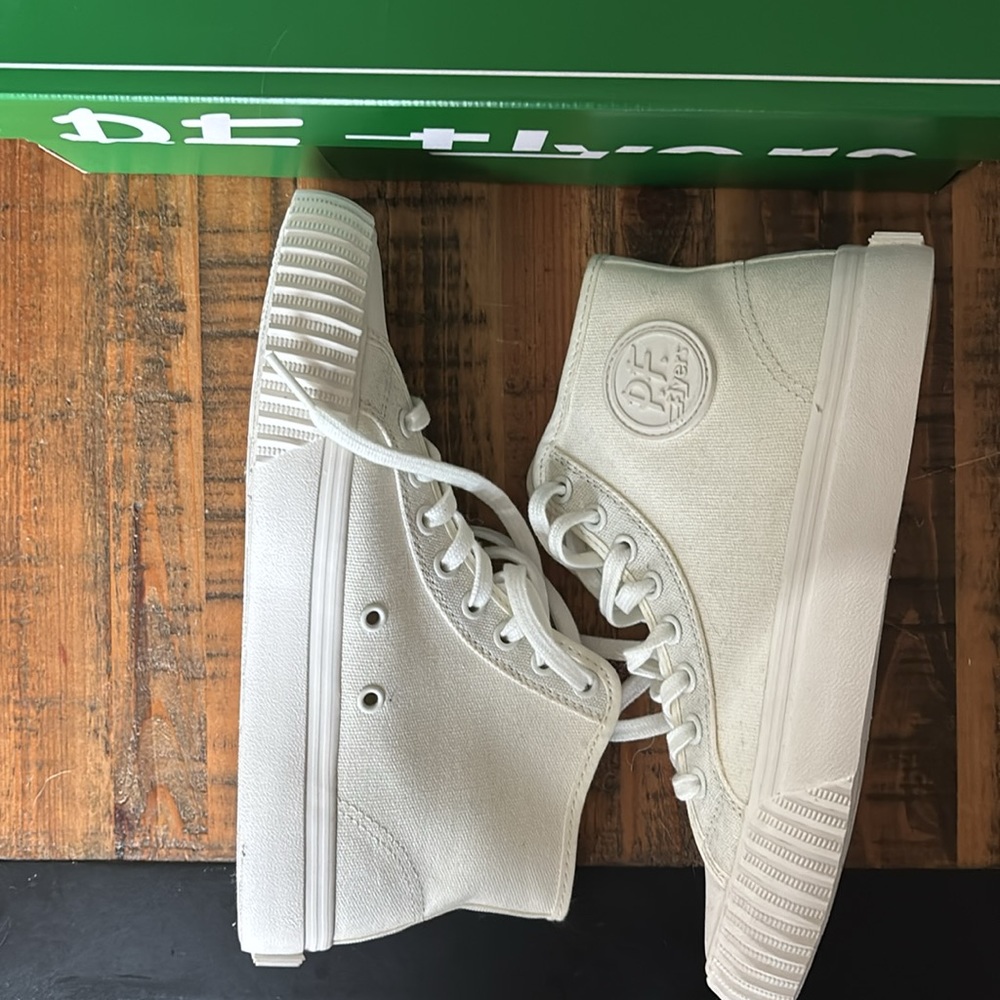 PF flyers canvas
